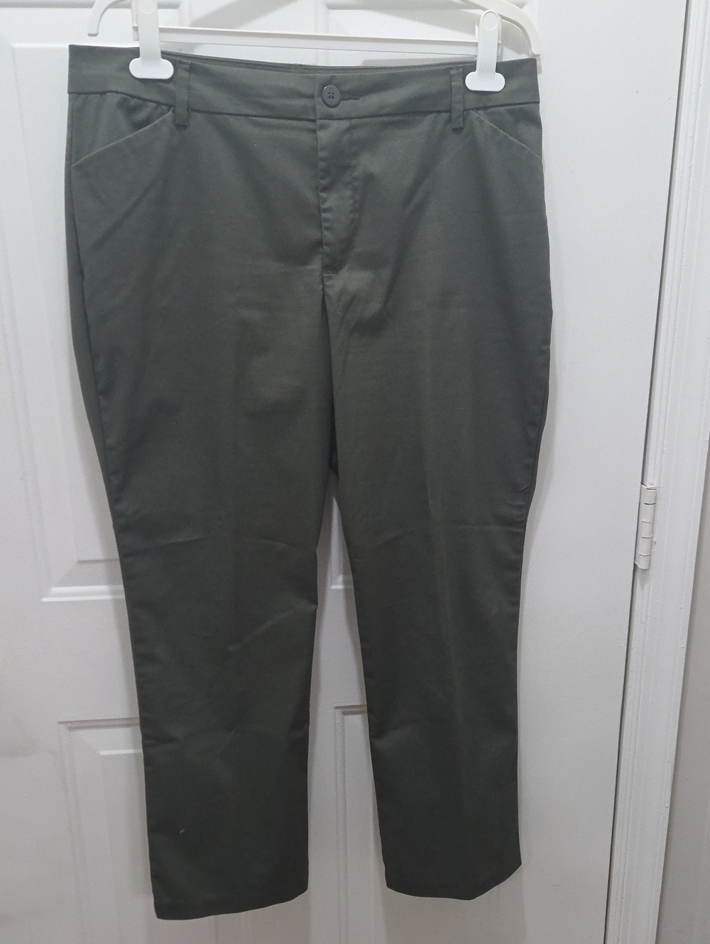 Lee Women's Olive Chino Pants - Dark Olive Green 16 Short